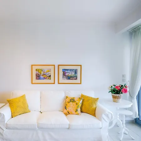 Grace Luxury Apartment Next To Old Town Rhodes City Exterior photo